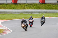 brands-hatch-photographs;brands-no-limits-trackday;cadwell-trackday-photographs;enduro-digital-images;event-digital-images;eventdigitalimages;no-limits-trackdays;peter-wileman-photography;racing-digital-images;trackday-digital-images;trackday-photos